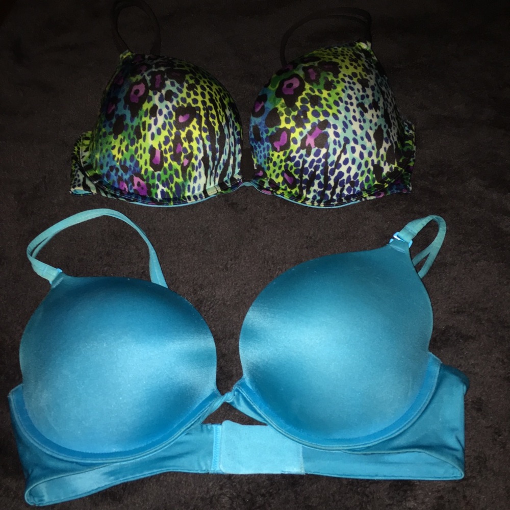 Vs Bras - image 1